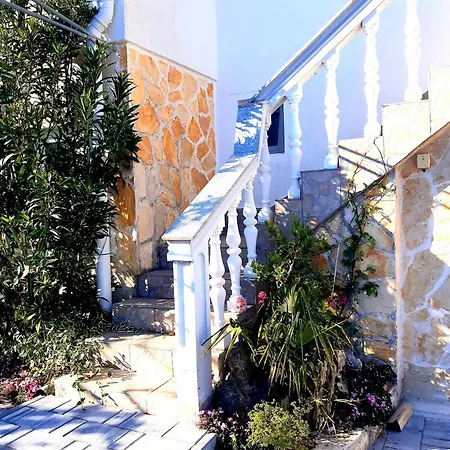 Villa.sunny.nin דירה