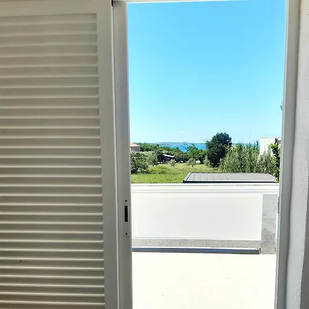 Villa.sunny.nin * Nin