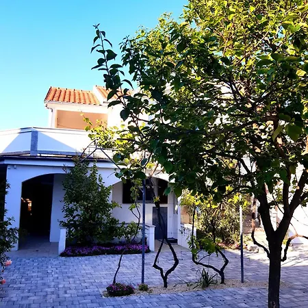 Villa.sunny.nin *