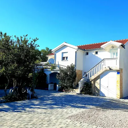 Villa.sunny.nin Apartman *