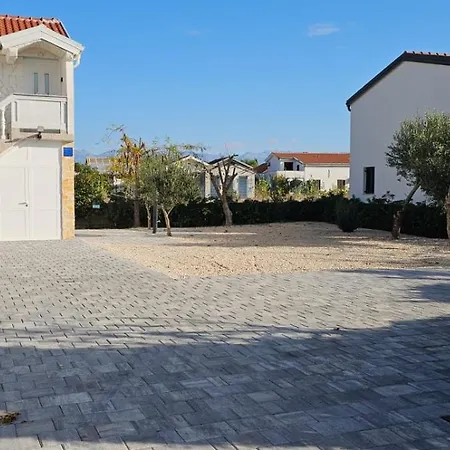 Villa.sunny.nin