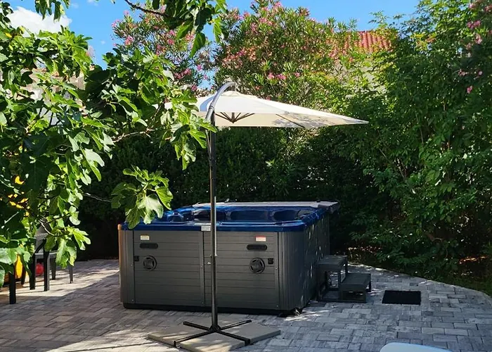 Villa.sunny.nin דירה נין